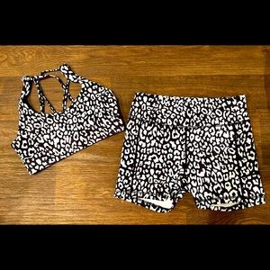 Zyia Activewear leopard set